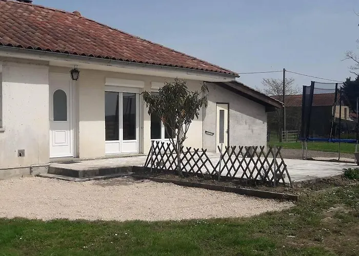 بيت للعطل Au Marianne Ju-Belloc